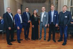 Thomas Friedrichs (Vorstand VTN, von links), Mario Leupold (2. Vorsitzender Vorstand VTN), Olaf Lies (Minister), Anne Hoffmann (Vorstand VTN), Jürgen Bath (1. Vorsitzender Vorstand VTN), Prof. Dr. Bastian Halecker (Speaker) und Stefan Neuland (Vorstand VTN)